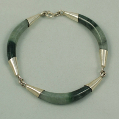 2 color jade stone Necklace